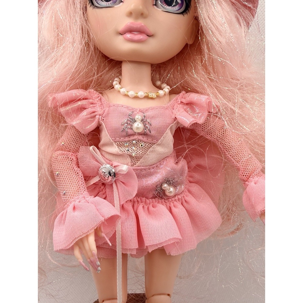 Rainbow High Costume Ball Bella Parker Dressed Articulated Posable Fashion Doll - Picture 9 of 15